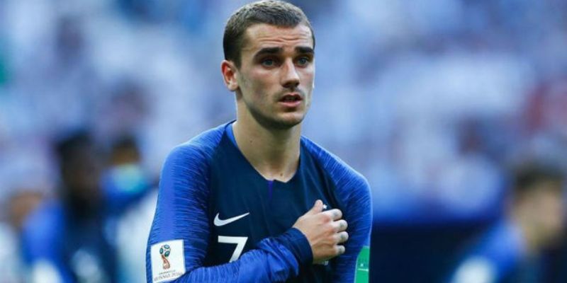 griezmann-tu-mot-cau-thu-tre-trien-vong-den-ngoi-sao-hang-dau-the-gioi-1258